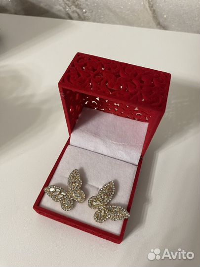 Новые серьги бижутерия вечерние бабочки