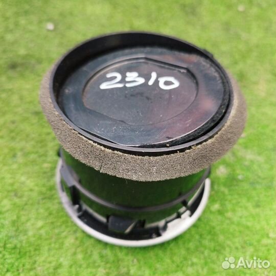 Решетка вентиляционная, дуйка левая Suzuki