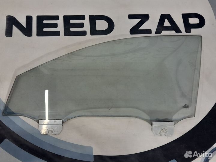 Стекло передней левой двери Volkswagen Phaeton