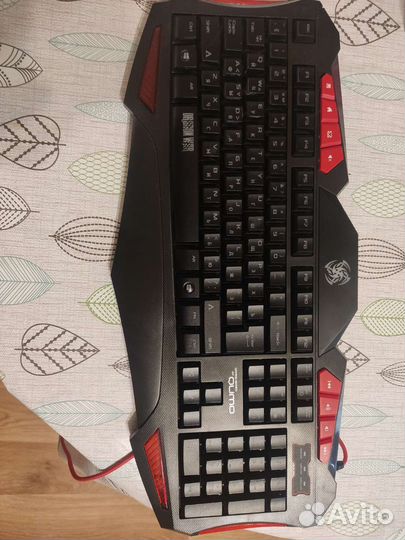 Игровая клавиатура с подсветкой