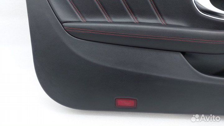 Б/У Б/У Обшивка двери Состояние хорошее, оригинал