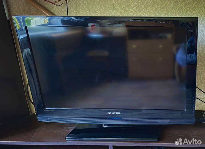 Телевизор samsung