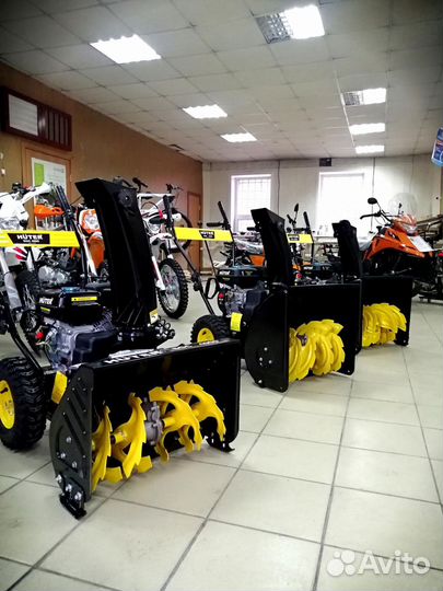 Снегоуборщик Huter SGC 4000