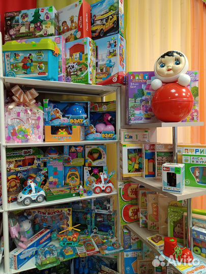 Новые развивающие игрушки, игры, книги, шары