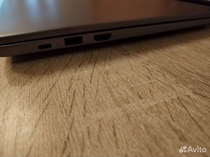 Ноутбук honor magicbook