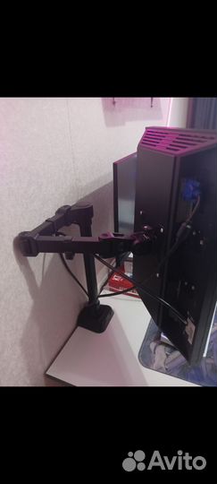 Кронштейн для монитора