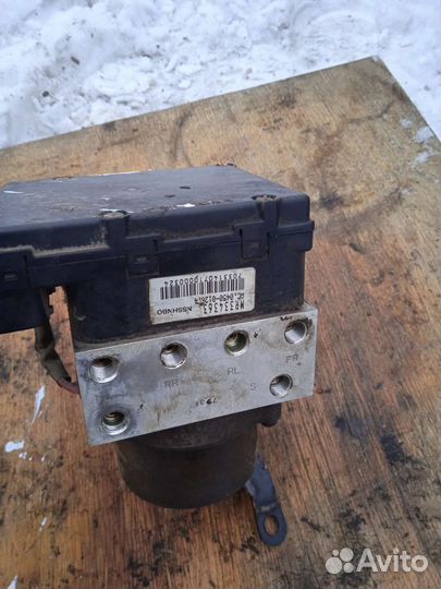 Блок абс Mitsubishi Galant 8