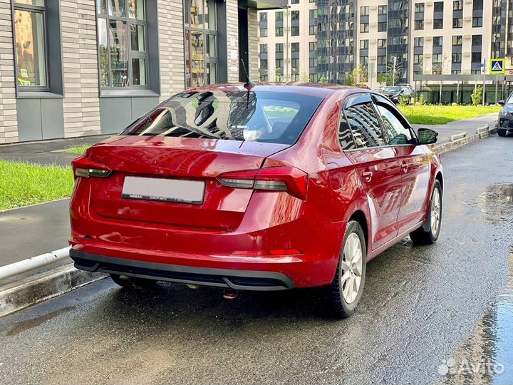 Skoda Rapid 1.6 AT, 2021, 70 000 км