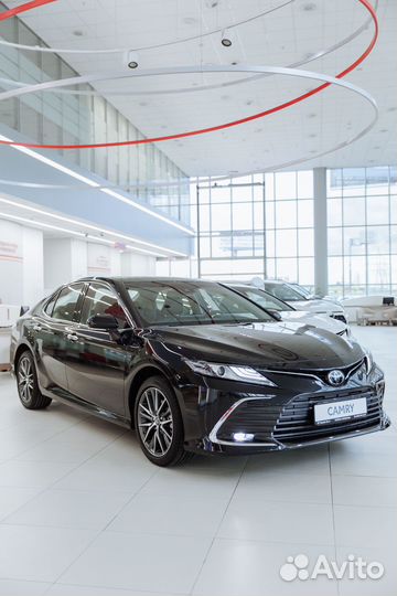 Toyota Camry 2.5 AT, 2023