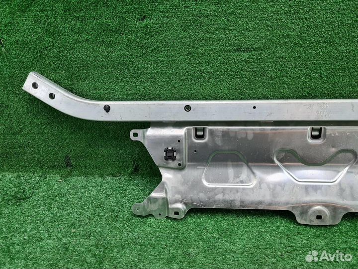 Усилитель передней панели BMW X3