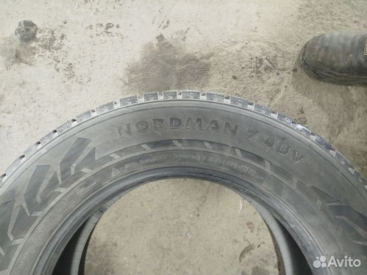 Nokian Tyres Nordman 7 SUV 235/105 R17 108L