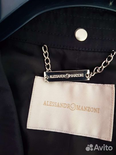 Плащ женский