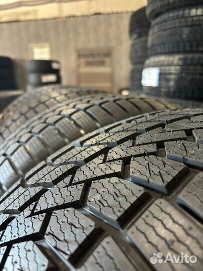 Westlake ZuperSnow Z-507 255/45 R18 105V