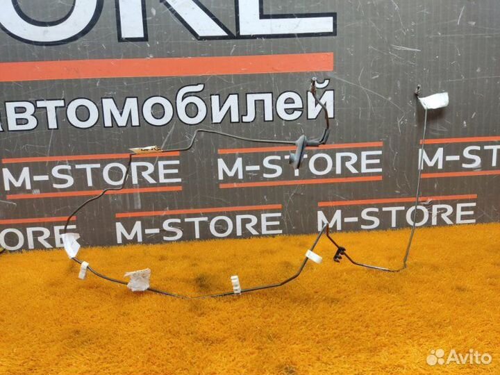 Трубка тормозная передняя правая Mercedes-Benz