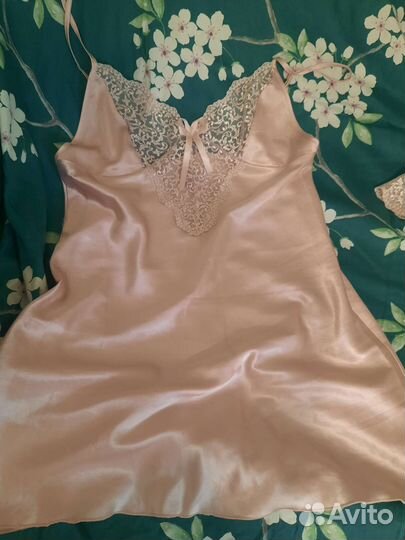 Женские халаты пенюары