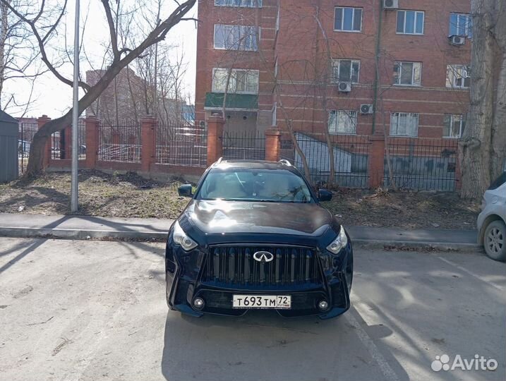 Бампер передний на infiniti fx37