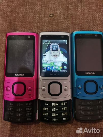 Nokia 6700 Slide