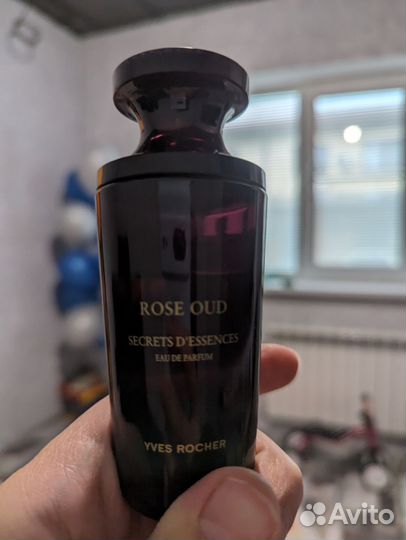 Духи Rose oud yves rocher