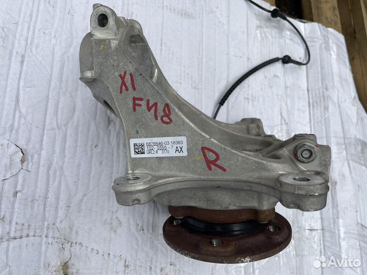 Кулак передний правый на BMW F48 F39 mini F55 F56