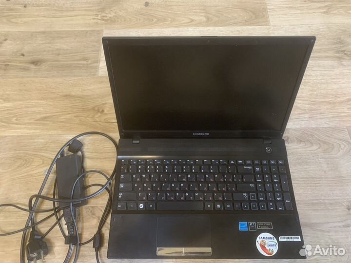 Ноутбук samsung np300v5a