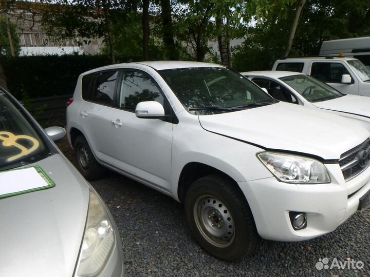 Двигатель дизельный toyota RAV 4 ZSA3 2009