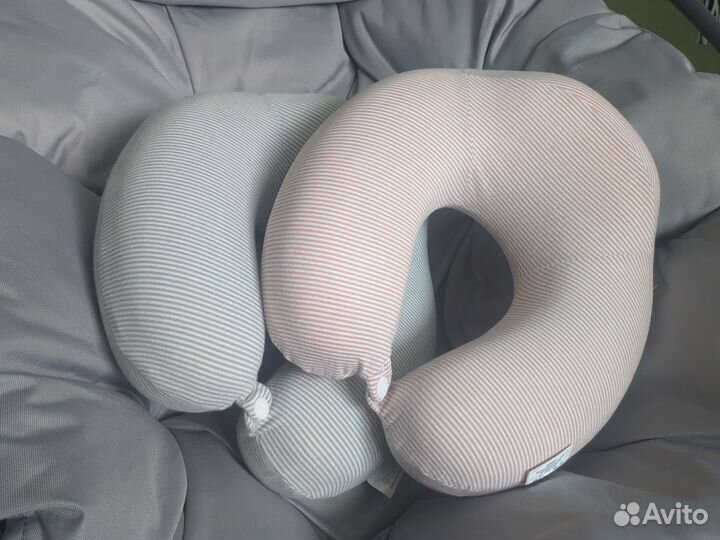 Подушка для путешествий