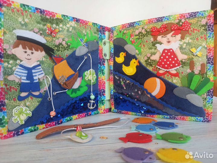 Развивающая книжка из фетра