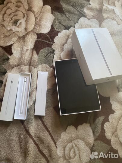 iPad 7th Generation wifi+cellular