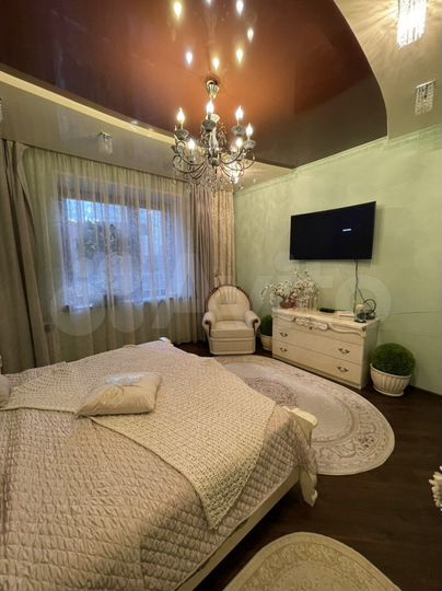 3-к. квартира, 114 м², 1/6 эт.