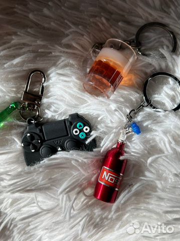 Брелоки и банданы