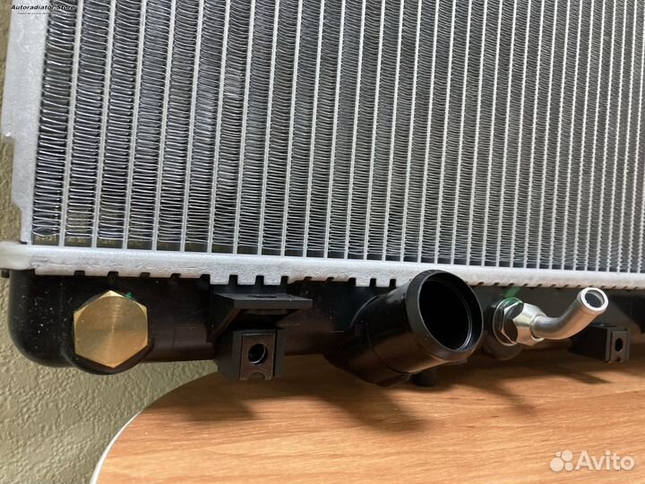 Радиатор охлаждения Акура MDX 35 2000