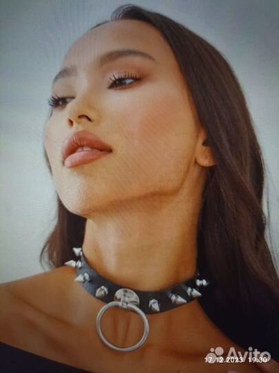 Чокер, колье