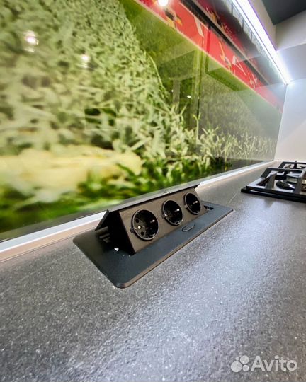 Угловая кухня на заказ. Производство в Челябинске