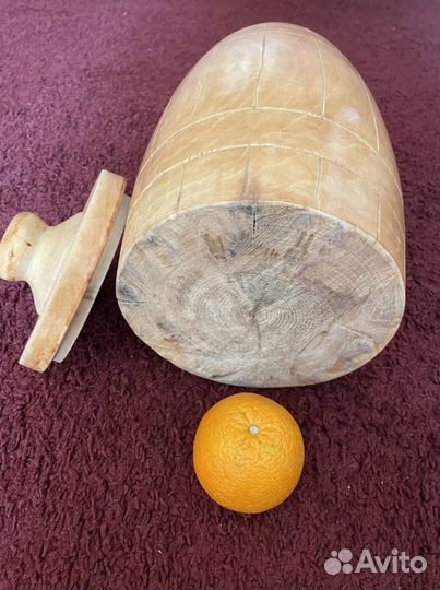 Бочонок из цельного дерева