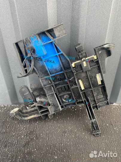 Кронштейн блока управления BMW X5 G05 рест. G05