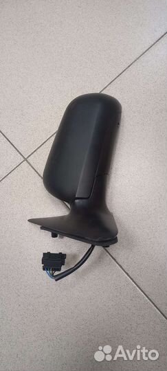 Зеркало левое электро с подогревом Skoda Octavia
