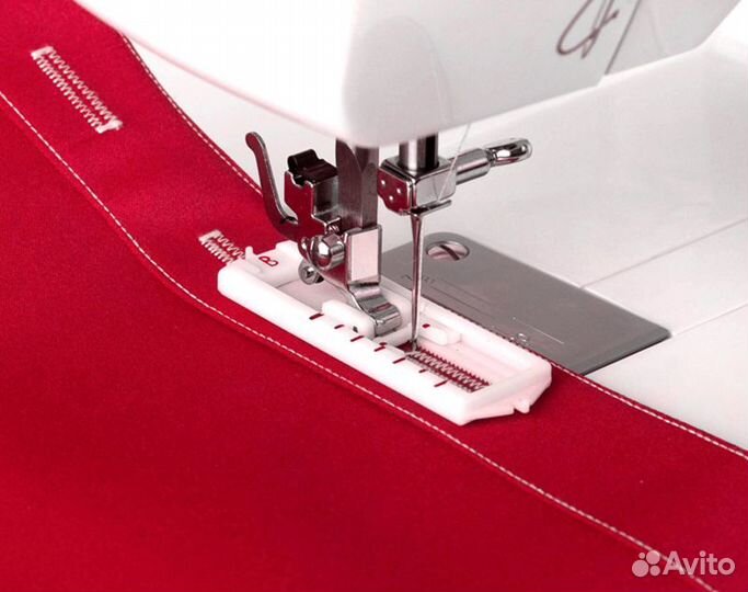 Швейная машина Necchi 2422