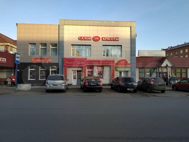 Торговая площадь, 55 м²