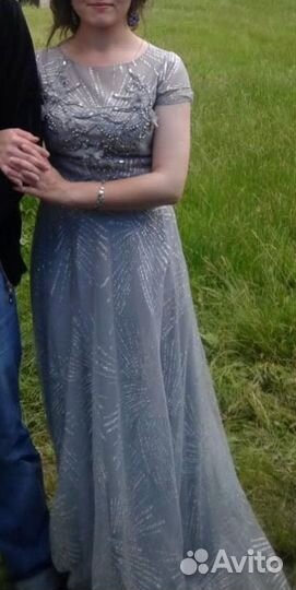 Вечернее платье