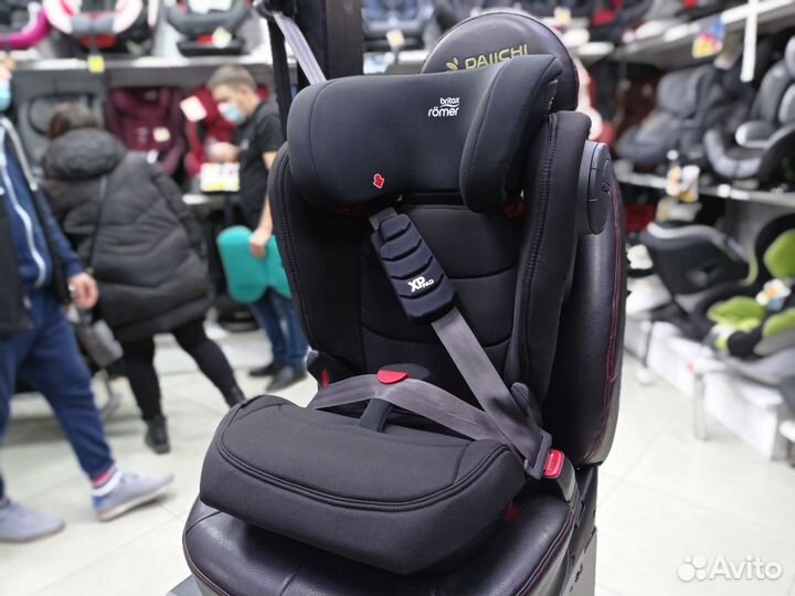 Britax roemer kidfix III S 15-36кг Автокресло