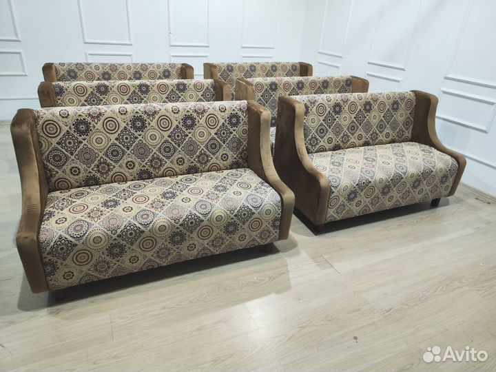 Диван для кафе