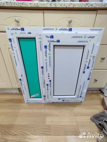 Оконная рама пластиковая