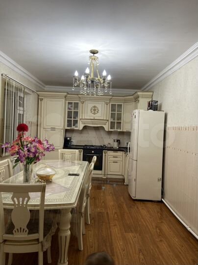 Дом 250 м² на участке 6 сот.