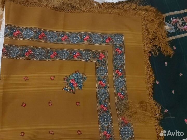 Платок шерстяной. чехосоовакия. СССР