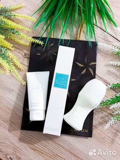 Празднечные наборы Avon