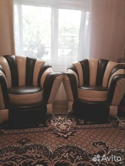 Диван и 2 кресла