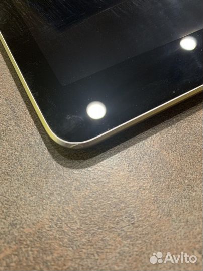 iPad 6th generation 128 gb Wi-Fi + Cellular