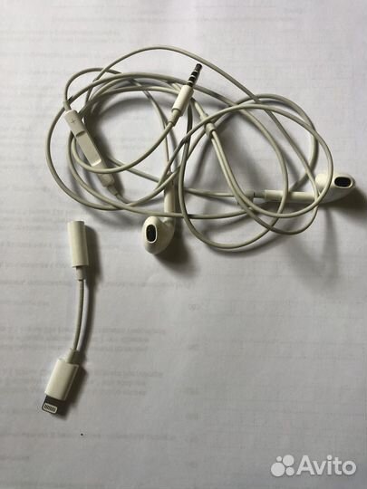 Наушники для iPhone проводные