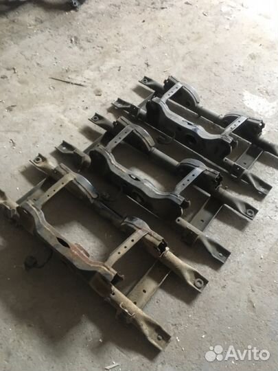 Подрамник задний Рено Дастер