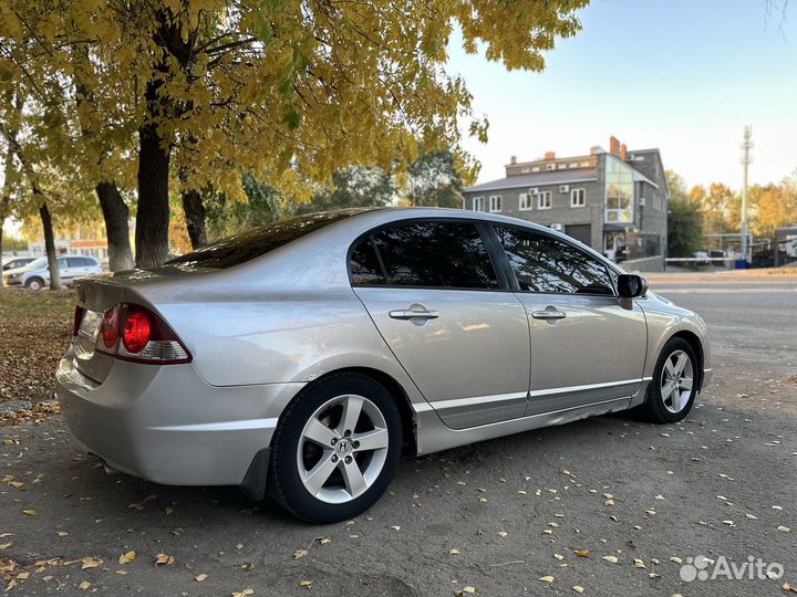 Honda Civic 1.8 AT, 2007, 187 333 км